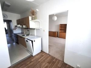 Pronájem bytu 3+1, Praha - Stodůlky, Borovanského, 78 m2