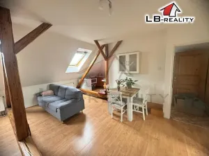 Pronájem bytu 2+kk, Kolín, Zličská, 50 m2