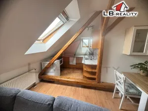 Pronájem bytu 2+kk, Kolín, Zličská, 50 m2