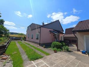 Prodej rodinného domu, Bušovice, 150 m2