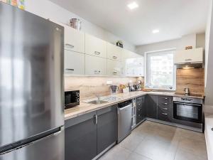 Pronájem bytu 3+kk, Praha - Dejvice, Evropská, 102 m2