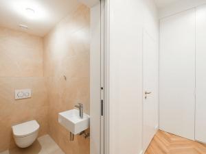 Pronájem bytu 2+kk, Praha - Vinohrady, Bořivojova, 62 m2