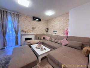 Pronájem bytu 3+kk, Libiš, Za Rybníčkem, 71 m2