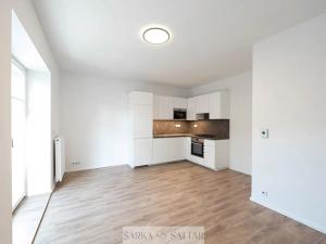 Pronájem bytu 3+kk, Praha - Smíchov, U dvou srpů, 63 m2