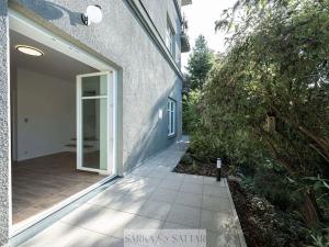 Pronájem bytu 3+kk, Praha - Smíchov, U dvou srpů, 63 m2