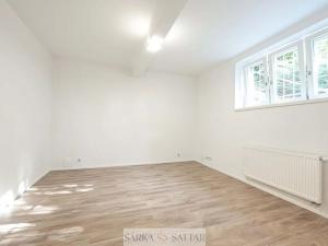 Pronájem bytu 3+kk, Praha - Smíchov, U dvou srpů, 63 m2