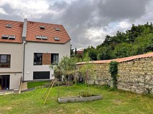 Pronájem bytu 3+kk, Roudnice nad Labem, Štěpárna, 87 m2