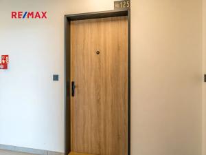Pronájem bytu 2+kk, Praha - Kamýk, Zimova, 55 m2