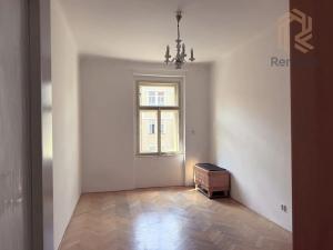 Pronájem bytu 3+kk, Praha - Nusle, Jaromírova, 62 m2