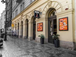 Prodej obchodního prostoru, Praha - Staré Město, Kaprova, 529 m2