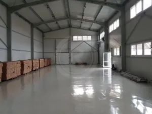 Pronájem skladu, Ledenice, Budějovická, 754 m2