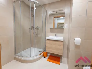 Pronájem bytu 1+kk, Praha - Háje, Sochorcova, 40 m2