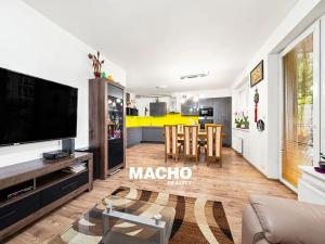 Prodej bytu 3+kk, Praha - Letňany, Křivoklátská, 98 m2