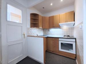 Pronájem bytu 2+kk, Praha - Vinohrady, Květná, 45 m2