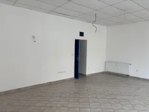 Pronájem obchodního prostoru, Náměšť nad Oslavou, Masarykovo nám., 35 m2