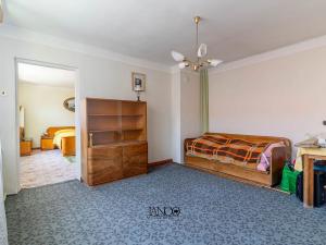 Prodej rodinného domu, Hovorany, 180 m2