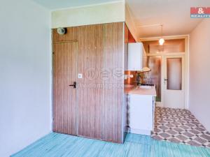 Prodej bytu 2+1, Rotava, Sídliště, 51 m2