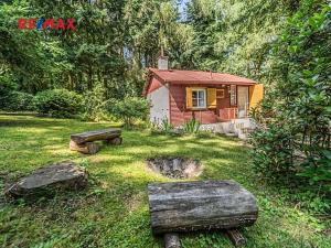 Prodej chaty, Jesenice, U Velkého rybníka, 25 m2