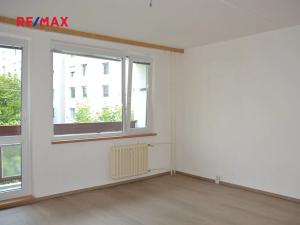 Pronájem bytu 3+1, Praha - Modřany, Platónova, 82 m2
