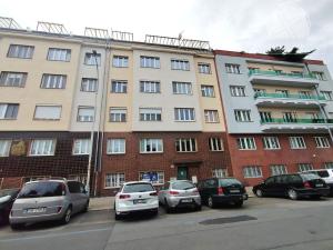 Pronájem bytu 2+1, Praha - Podolí, Podolská, 46 m2