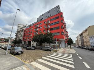 Pronájem bytu 1+kk, Praha - Nusle, Kloboučnická, 33 m2
