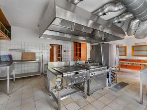 Prodej rodinného domu, Velká Chmelištná, 550 m2