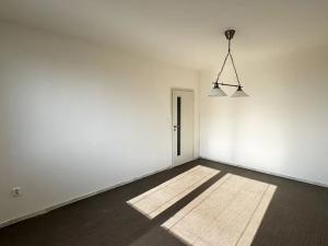 Pronájem bytu 1+1, Pardubice, Kunětická, 41 m2