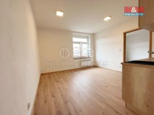 Pronájem bytu 2+kk, Plzeň - Doubravka, Masarykova, 44 m2