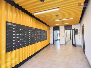 Pronájem bytu 1+kk, Praha - Vysočany, Poděbradská, 33 m2