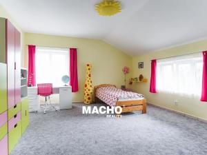 Prodej rodinného domu, Kostelec u Křížků, 353 m2