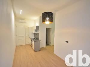 Pronájem bytu 1+kk, Karlovy Vary, Raisova, 32 m2