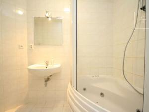 Pronájem bytu 2+kk, Praha - Strašnice, Štěchovická, 49 m2