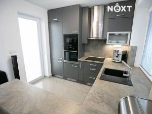 Prodej rodinného domu, Zlín, Karmínová, 120 m2