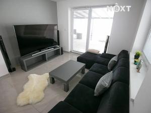 Prodej rodinného domu, Zlín, Karmínová, 120 m2