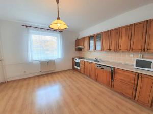 Pronájem bytu 2+1, Kralupy nad Vltavou, Na Hrádku, 77 m2