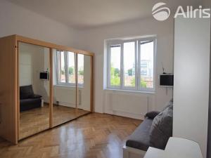 Pronájem bytu 1+kk, Brno, Komárovská, 32 m2