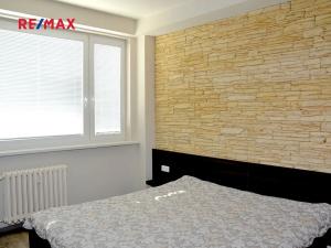Pronájem bytu 3+kk, Praha - Podolí, Na vápenném, 68 m2