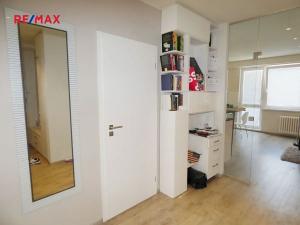 Pronájem bytu 3+kk, Praha - Podolí, Na vápenném, 68 m2