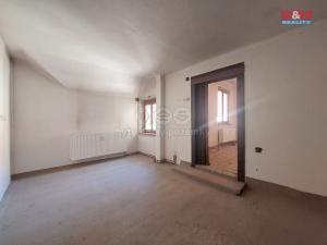 Prodej bytu 2+1, Žlutice, Dukelských hrdinů, 61 m2