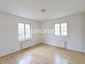 Pronájem rodinného domu, Praha - Nebušice, 234 m2