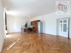 Pronájem bytu 4+kk, Praha - Hradčany, Na valech, 110 m2