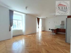 Pronájem bytu 4+kk, Praha - Hradčany, Na valech, 110 m2