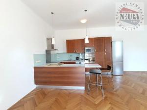 Pronájem bytu 4+kk, Praha - Hradčany, Na valech, 110 m2