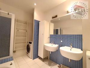 Pronájem bytu 4+kk, Praha - Hradčany, Na valech, 110 m2