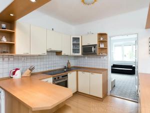Pronájem bytu 2+kk, Praha - Nusle, Na Jezerce, 53 m2