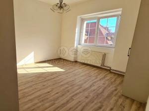 Pronájem bytu 3+1, Kladno - Kročehlavy, Dr. Steinera, 75 m2