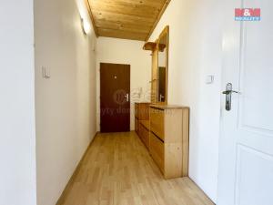 Pronájem bytu 2+1, Karlovy Vary, Západní, 52 m2