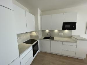 Pronájem bytu 2+kk, Praha - Strašnice, Počernická, 50 m2