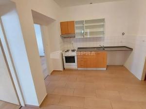 Pronájem bytu 3+1, Praha - Břevnov, Šlikova, 70 m2