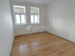 Pronájem bytu 3+1, Praha - Břevnov, Šlikova, 70 m2